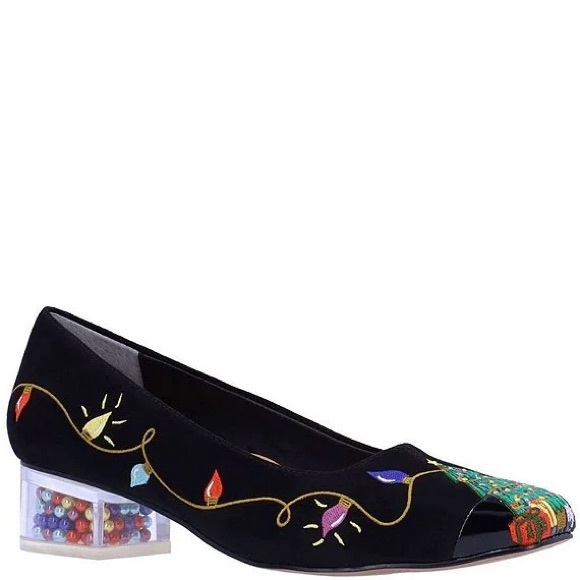 J.Renee Shoes - NWT J. Renee Noelsteps Holiday Suede Embroidered Pumps Sz 6,5